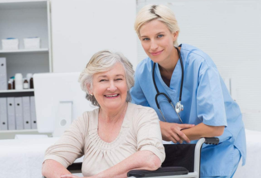 選擇醫(yī)院陪護工有哪些注意事項？